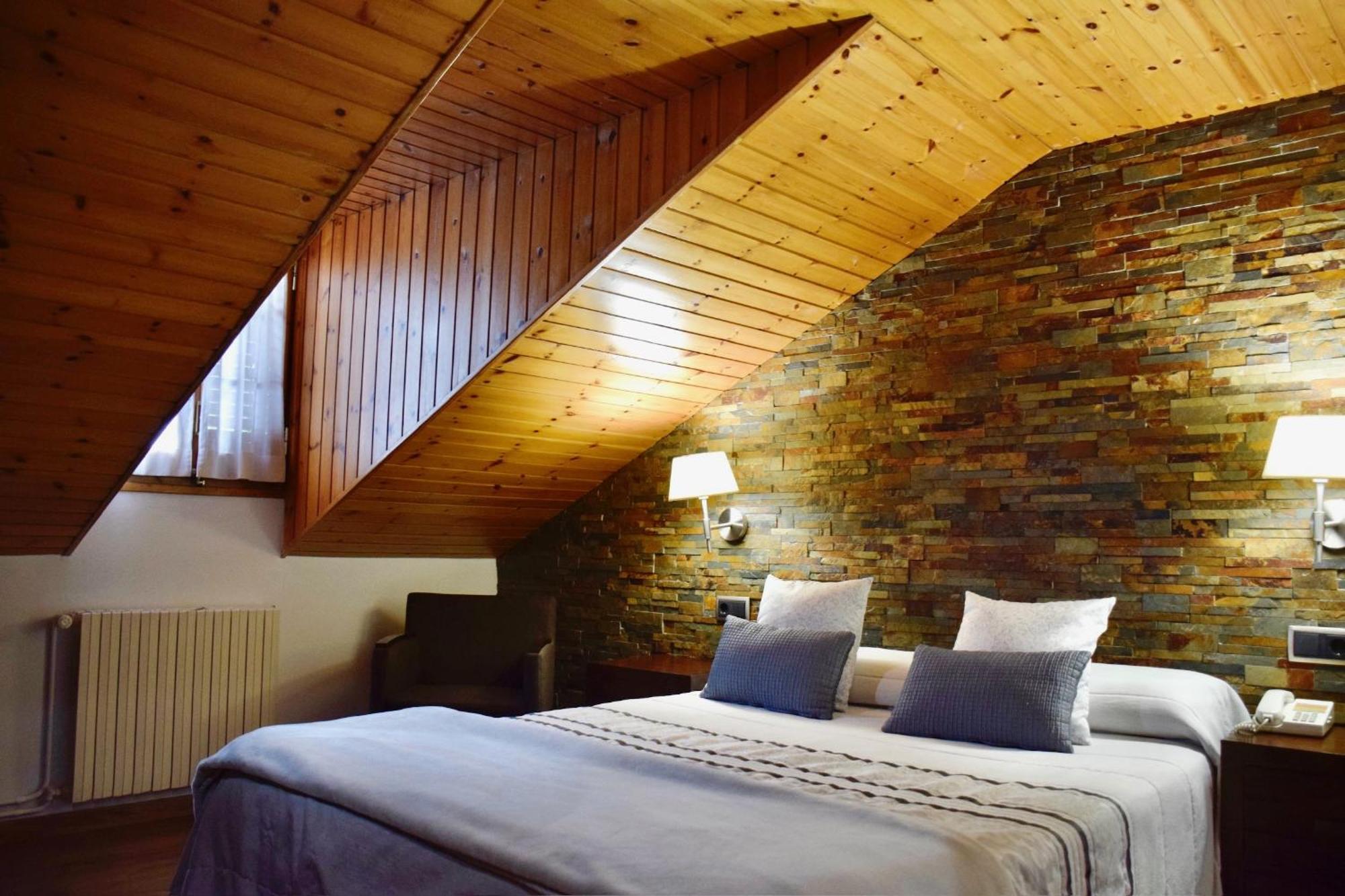 Hotel L'Auet Erill la Vall Eksteriør bilde